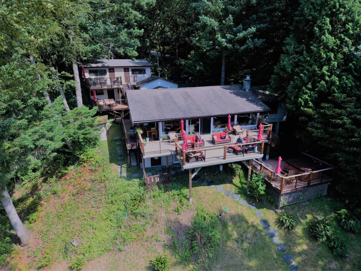 تشيليواك The Fraser River'S Edge B&B Lodge المظهر الخارجي الصورة