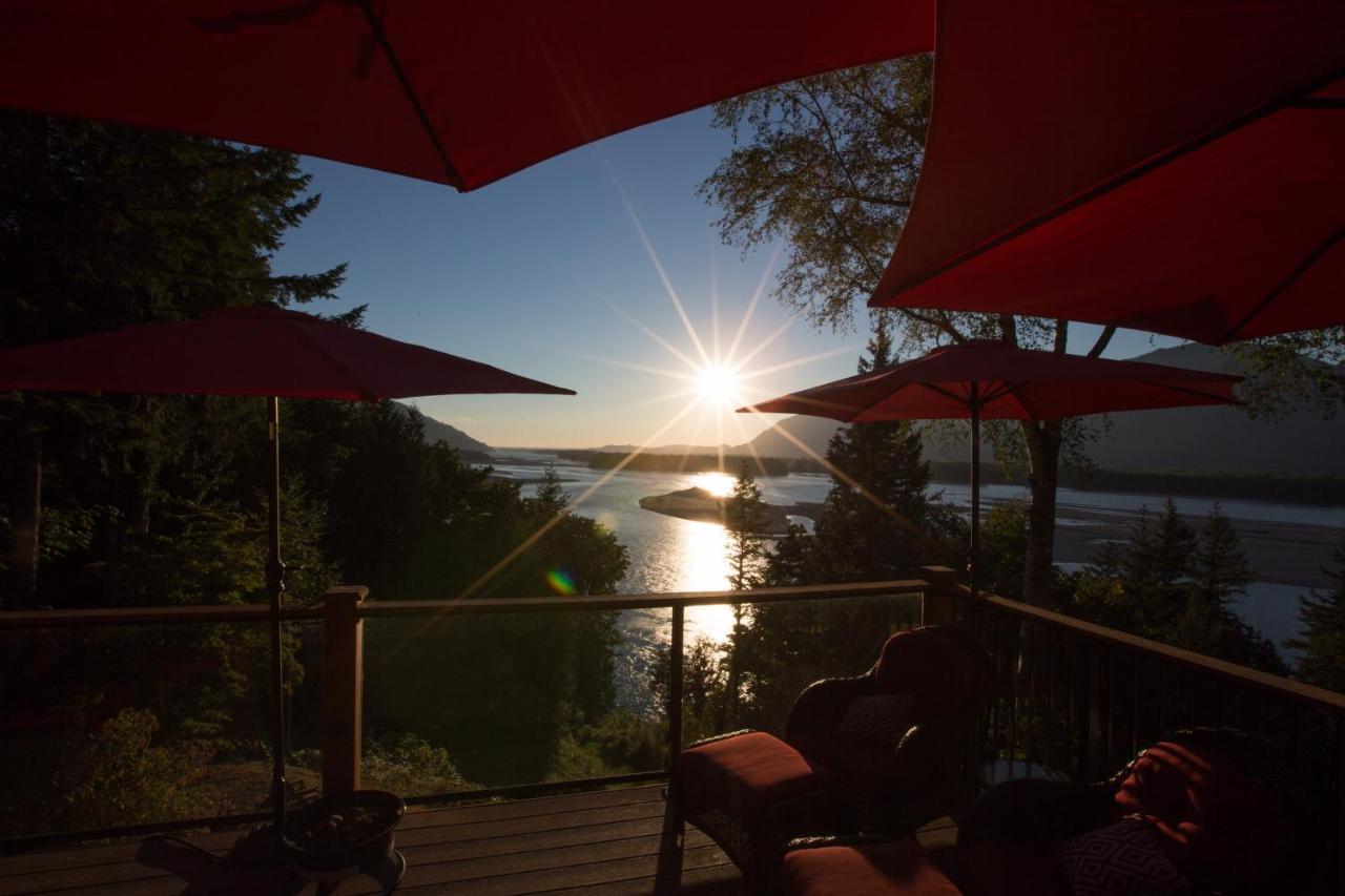تشيليواك The Fraser River'S Edge B&B Lodge المظهر الخارجي الصورة