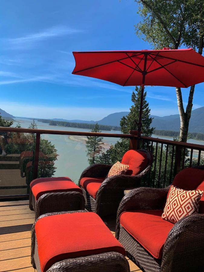 تشيليواك The Fraser River'S Edge B&B Lodge المظهر الخارجي الصورة
