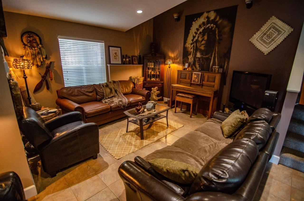 تشيليواك The Fraser River'S Edge B&B Lodge المظهر الخارجي الصورة