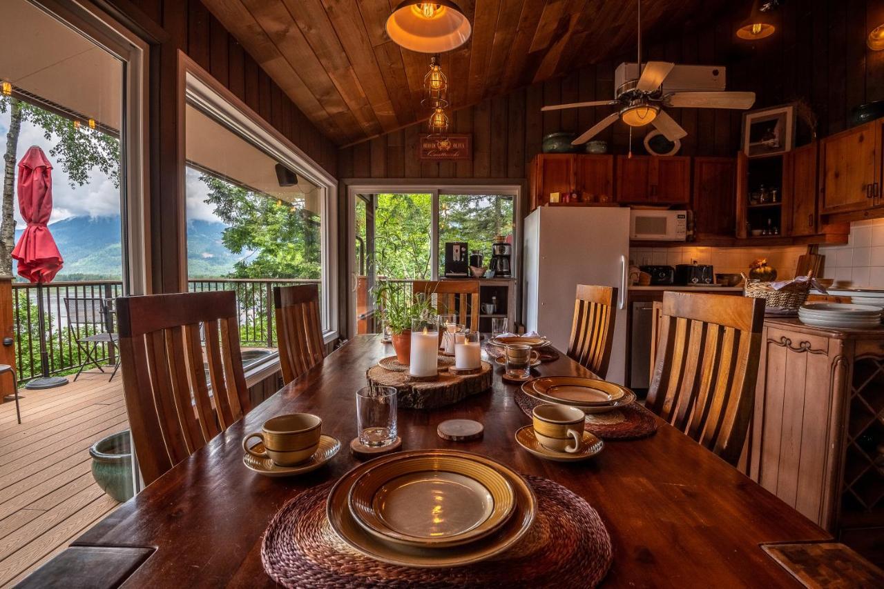 تشيليواك The Fraser River'S Edge B&B Lodge المظهر الخارجي الصورة