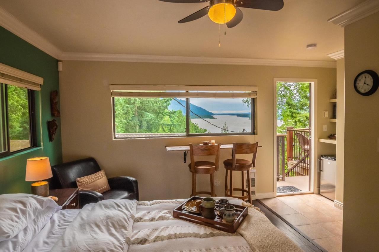 تشيليواك The Fraser River'S Edge B&B Lodge المظهر الخارجي الصورة