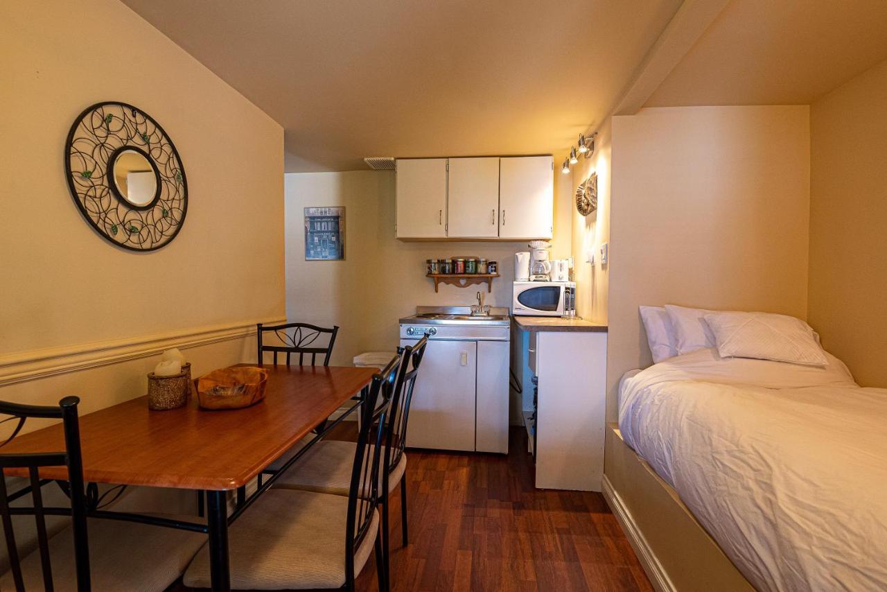 تشيليواك The Fraser River'S Edge B&B Lodge المظهر الخارجي الصورة