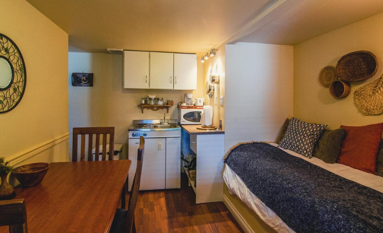 تشيليواك The Fraser River'S Edge B&B Lodge المظهر الخارجي الصورة