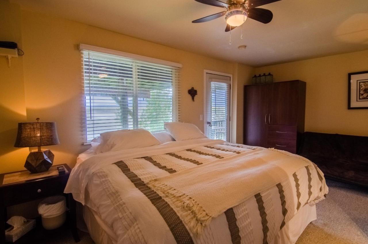 تشيليواك The Fraser River'S Edge B&B Lodge المظهر الخارجي الصورة